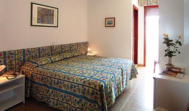 Hotel Nevada Bibione Buitenkant foto